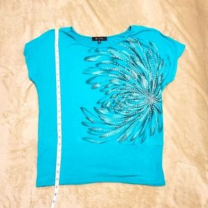 Teal top by B.L.E.U size m rayon/spandex blend